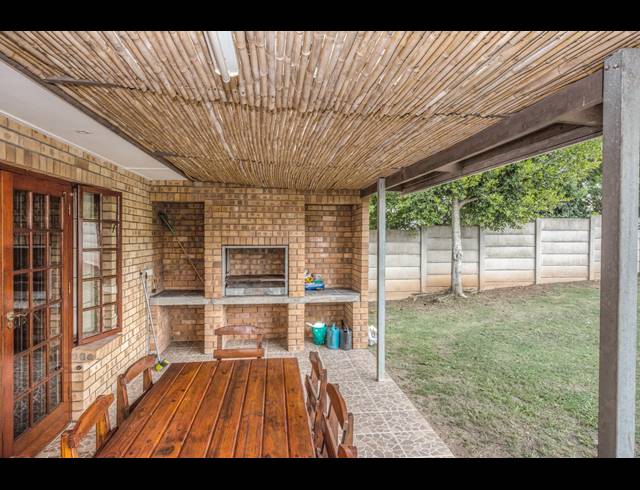 3 BEDROOM HOUSE RENTED IN SUNRIDGE PARK